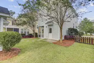 102 Green Grass Rd, Summerville, SC 29483 - Photo 17