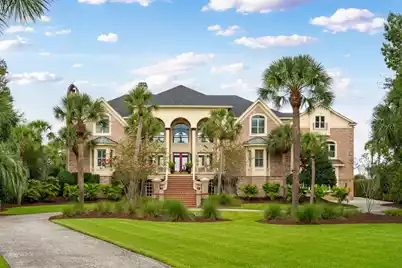 4145 Colonel Vanderhorst Circle, Mount Pleasant, SC 29466 - Photo 9