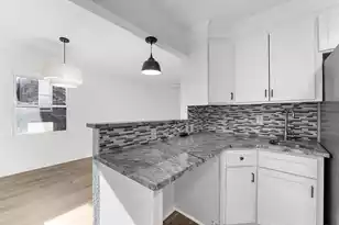 325 Fairington Dr, Summerville, SC 29485 - Photo 13