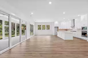 529 Spiral Ramp Ct, Charleston, SC 29492 - Photo 9