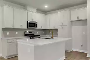 5050 Blackberry Ln Ln, Ravenel, SC 29470 - Photo 3