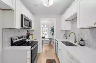 721 Ralston Ct, Mount Pleasant, SC 29464 - Photo 5