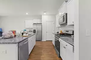 126 Lagoona Dr, Summerville, SC 29483 - Photo 7