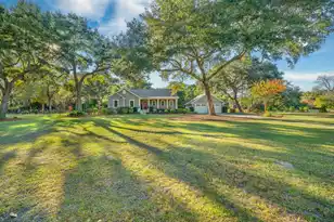 5323 Peerless Pl Dr, Wadmalaw Island, SC 29487 - Photo 11