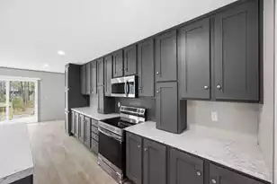 105 Praxis Ct, Cottageville, SC 29435 - Photo 5