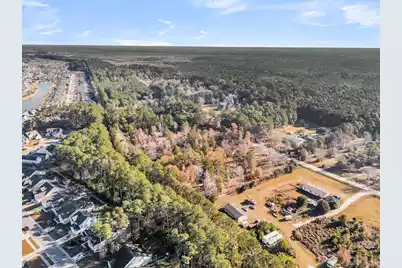 325 Winding Road, Moncks Corner, SC 29461 - Photo 9