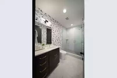 5 Gadsdenboro Street #319, Charleston, SC 29401 - Photo 17