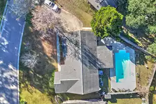 111 Sandtrap Rd, Summerville, SC 29483 - Photo 3