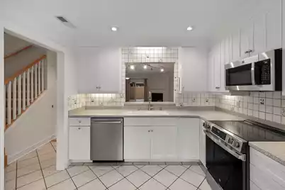 321 Lapwing Lane, Mount Pleasant, SC 29464 - Photo 5