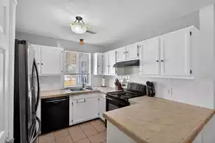 321 Parish Parc Dr, Summerville, SC 29485 - Photo 13