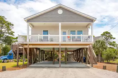 31 9th Street W, Folly Beach, SC 29439 - Photo 1