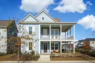 670 Blueway Ave, Summerville, SC 29486 - Photo 3