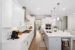 670 Blueway Ave, Summerville, SC 29486 - Photo 11