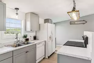 1640 Calamus Pond Rd, Summerville, SC 29486 - Photo 9