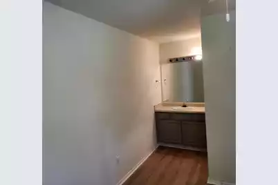 1481 Center Street #104, Mount Pleasant, SC 29464 - Photo 9