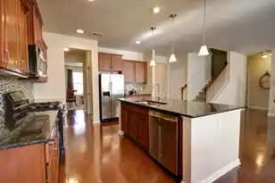 2597 Larch Ln, Mount Pleasant, SC 29466 - Photo 9