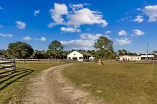 1156 Old Cherry Hill Rd, Moncks Corner, SC 29461 - Photo 7