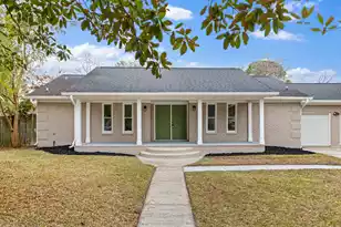 100 Brevard Ct, Summerville, SC 29486 - Photo 1