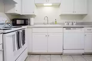 637 Baytree Ct, Mount Pleasant, SC 29464 - Photo 21