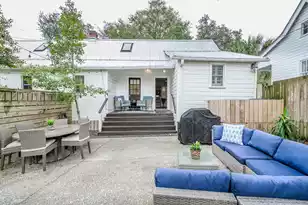 425 King St, Mount Pleasant, SC 29464 - Photo 7