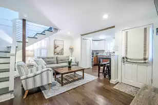 425 King St, Mount Pleasant, SC 29464 - Photo 9