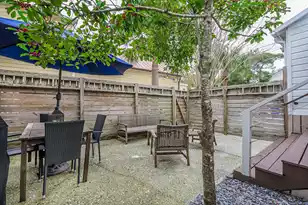 425 King St, Mount Pleasant, SC 29464 - Photo 35