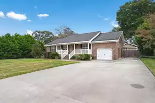 1310 Julian Clark Rd, Charleston, SC 29412 - Photo 3