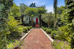 208 Sumter Ave, Summerville, SC 29483 - Photo 7