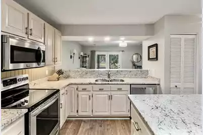 1080 Marsh Court Lane, Mount Pleasant, SC 29464 - Photo 11