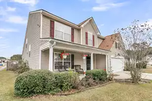 402 Jamestown Dr, Summerville, SC 29486 - Photo 1