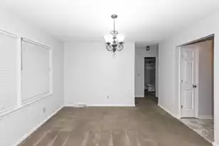 305 Chessington Cir, Summerville, SC 29485 - Photo 9