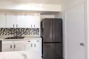 2494 Etiwan Ave, Charleston, SC 29414 - Photo 5