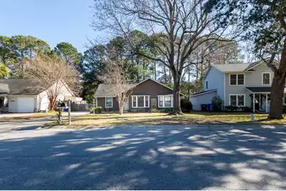 1493 Crossing Lane E, Mount Pleasant, SC 29466 - Photo 5