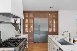 916 Kincade Dr, Mount Pleasant, SC 29464 - Photo 5