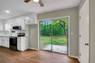 13 Rumson Rd, Goose Creek, SC 29445 - Photo 7