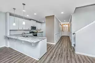 394 Sanctuary Park Dr, Summerville, SC 29486 - Photo 5