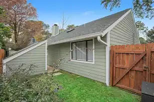 1131 Daffodil Ln, Mount Pleasant, SC 29464 - Photo 29