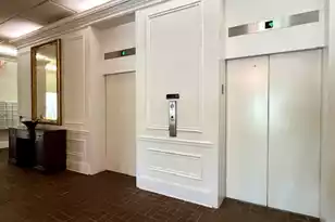 14 Lockwood Dr, Charleston, SC 29401 - Photo 33