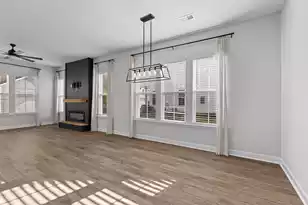 385 Woodgate Wy, Summerville, SC 29485 - Photo 13