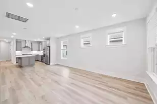 725 Coral Bells Ln, Summerville, SC 29486 - Photo 11