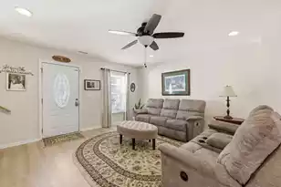 126 Oak Dr, Summerville, SC 29483 - Photo 5