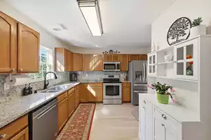 126 Oak Dr, Summerville, SC 29483 - Photo 13