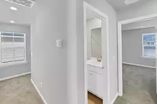 639 Culpepper St, Summerville, SC 29486 - Photo 11