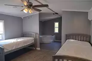 119 Town Hall Ct, Vance, SC 29163 - Photo 9