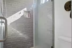 8 Felix St, Charleston, SC 29403 - Photo 29