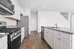 413 Zenith Blvd, Summerville, SC 29486 - Photo 9