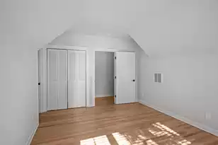 12 Elliott St, Charleston, SC 29401 - Photo 27