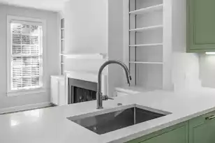 12 Elliott St, Charleston, SC 29401 - Photo 7