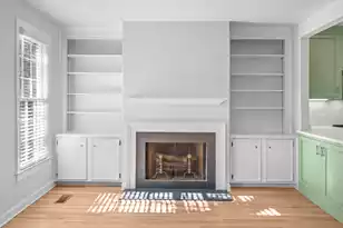 12 Elliott St, Charleston, SC 29401 - Photo 5