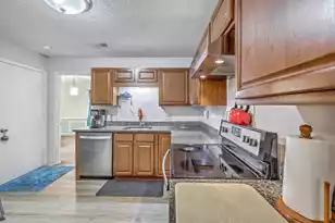 315 Shaftesbury Ln, Summerville, SC 29485 - Photo 13